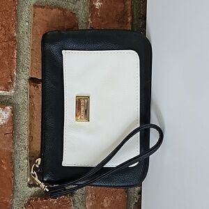 EXPRESS - Wristlet